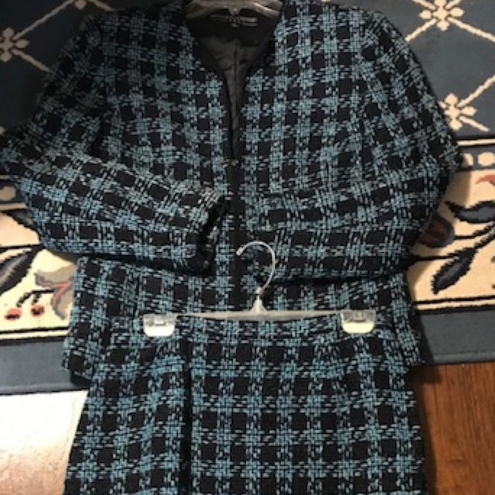 Kasper 2-PC Women's Suit